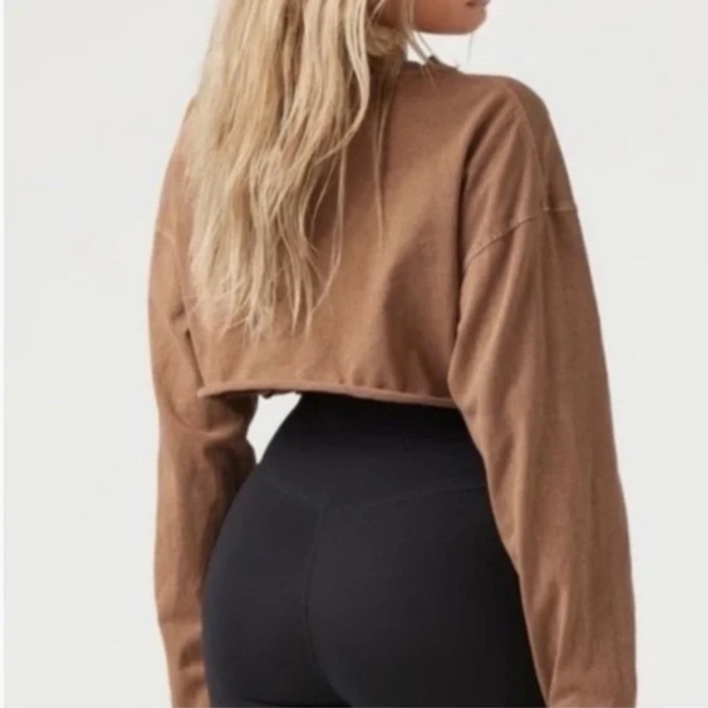 Joah Brown Soho Distressed Crop Top - Picture 4 of 10